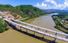 海南一高速大桥突发塌陷，导致塌陷的原因是什么？