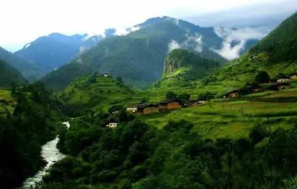 男子杀女友逃匿，藏深山长达16年，深山隐居没人管吗？