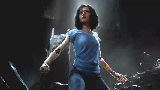 《阿丽塔》片尾有彩蛋吗，女主是一开始就被改造了吗？