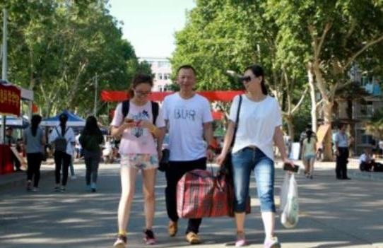 石家庄城市经济职业学校好不好?