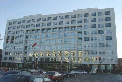 学校最怕接到哪些部门的电话？