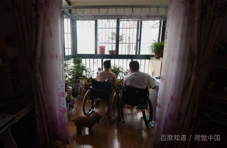 异地恋见面有多疯狂？