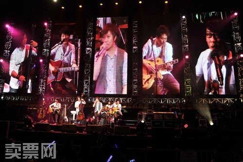 2013SHE上海演唱会的介绍