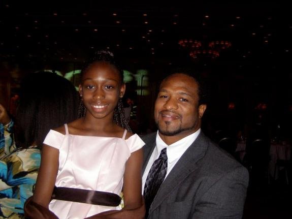 拉蒙·布雷维斯特的介绍