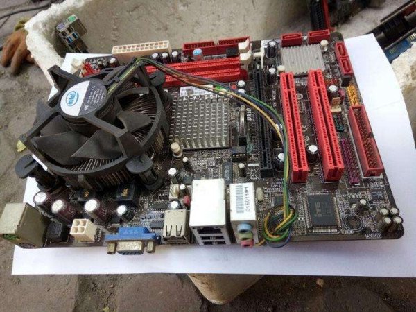 英特尔G41主板能安装什么显卡