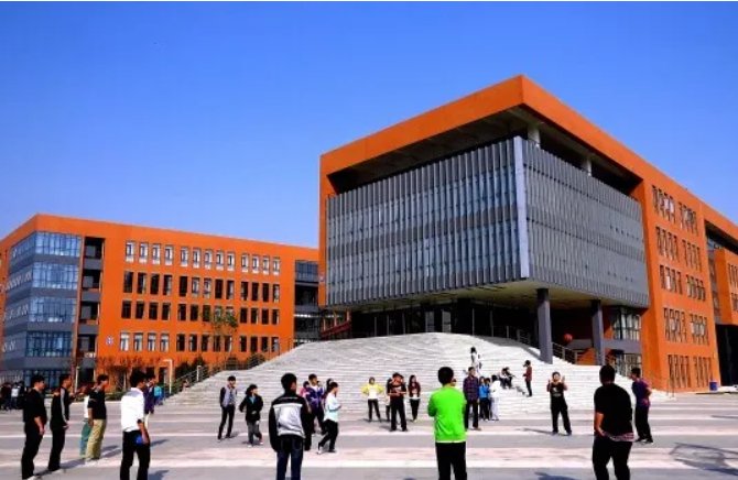 河北传媒学院专接本学费多少