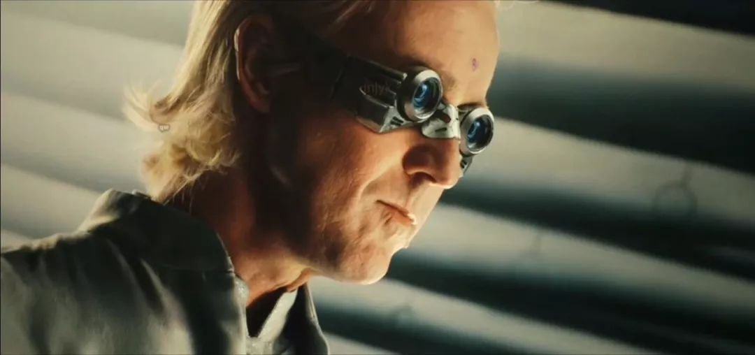 《阿丽塔》片尾有彩蛋吗，女主是一开始就被改造了吗？