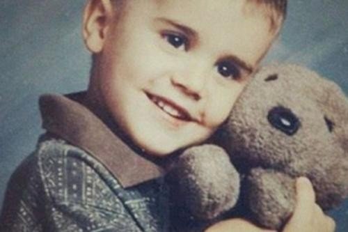 贾斯汀比伯的房子疑似被私生饭闯入真的吗？