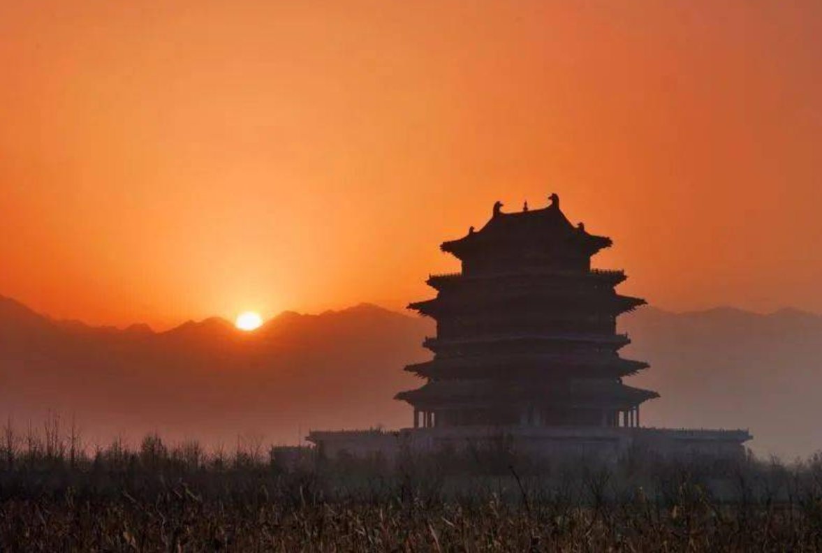 写出古诗中描写劳动场景的诗句