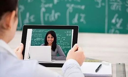 多媒体教学有什么特点？