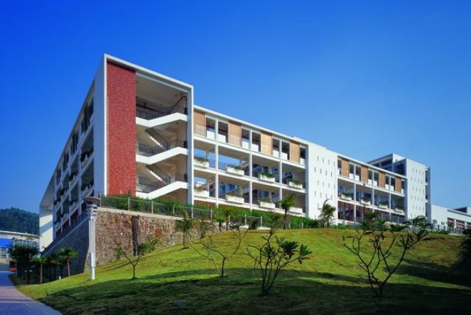 武汉学院到底怎么样？有知道的说一说