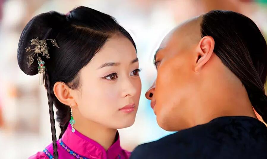 宫锁珠帘讲了什么？