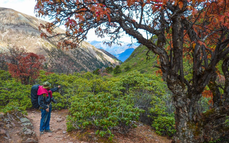 没多少钱，可以用什么方式穷游中国吗？