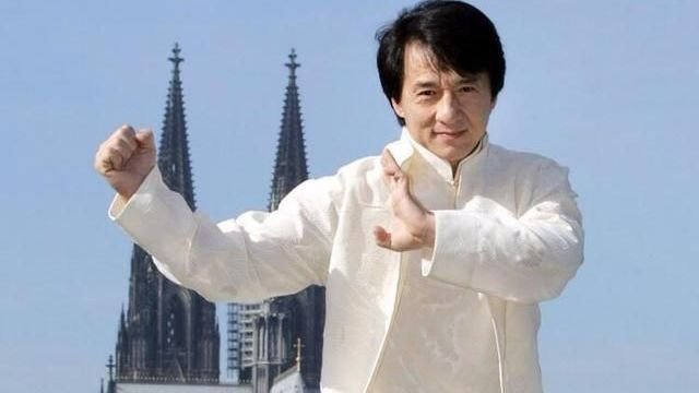 臧天朔为何得罪成龙？