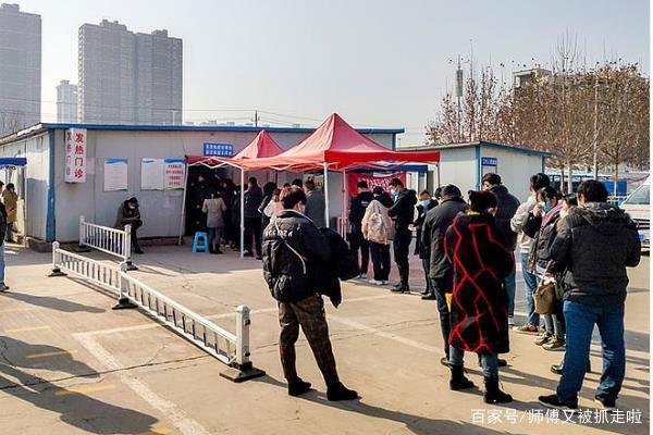 两名上海游客检测异常擅自出游，他们为什么检测阳性后还“自行离开”？