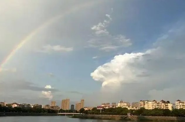 成都还没入伏高温已超凶猛，这里的气温为何会这么高？