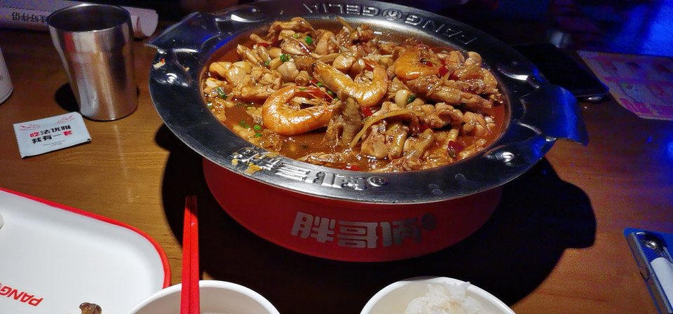 胖哥俩在执法人员上门检查之前丢弃食材,胖哥俩这么做有用吗?