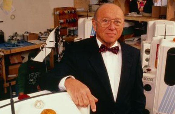 机器人最早是谁发明的？