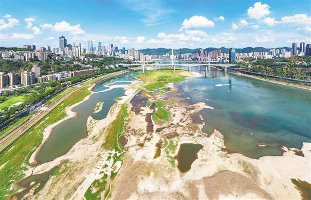 高温下近600年前摩崖造像露出江面，此发现具有哪些重要意义和研究价值？