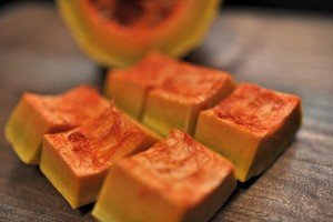 怎样蒸南瓜好吃又简单，蒸南瓜最正宗的做法