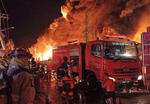 河北唐山迁安市一酒精化工厂发生爆炸,事故发生的原因是什么?