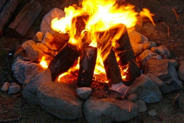 干柴烈火怎么解释