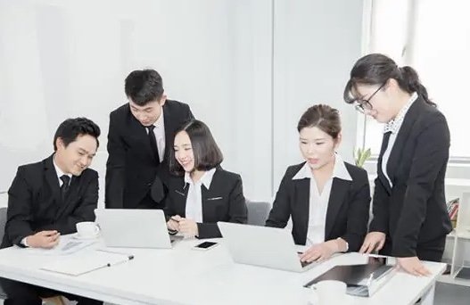 如果招聘限定男性或男性优先，这是否属于性别歧视？