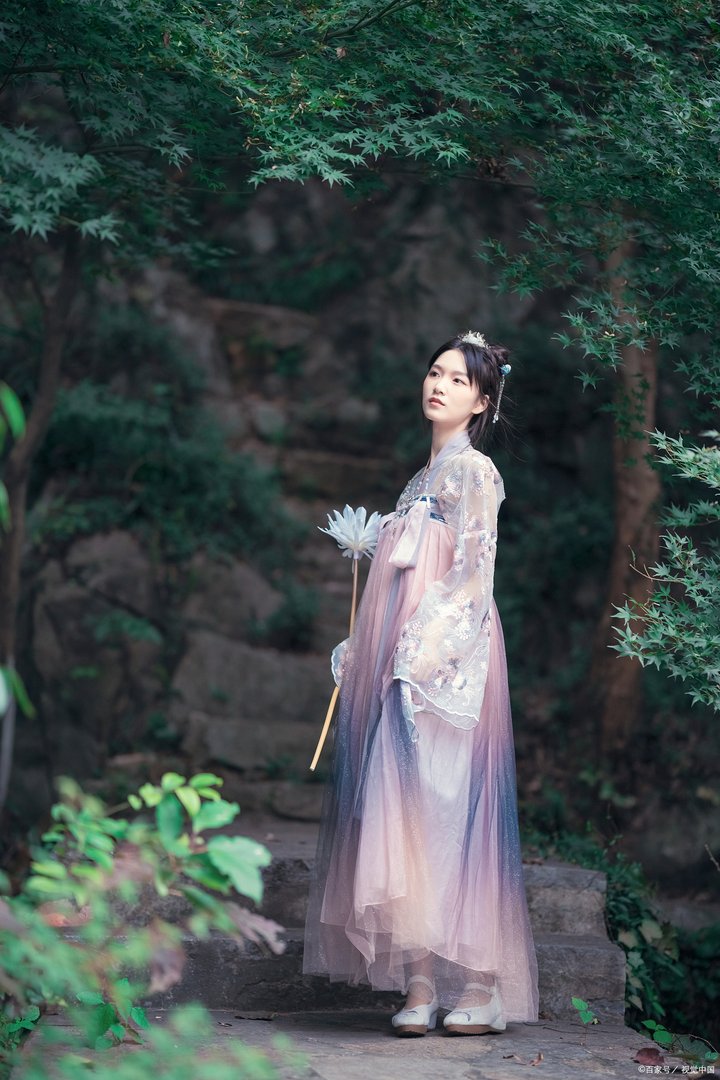 女生喜欢腹肌的原因