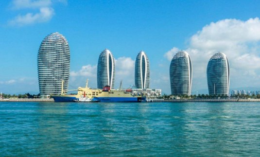 海南离岛免税新政一年销售额达468亿元，销售额增长了多少？