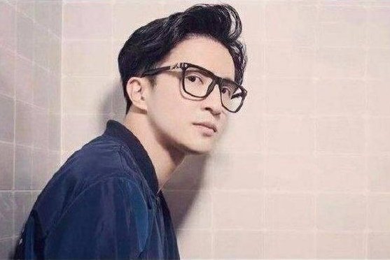 薛之谦曾被哪位知名主持人用脏字辱骂？