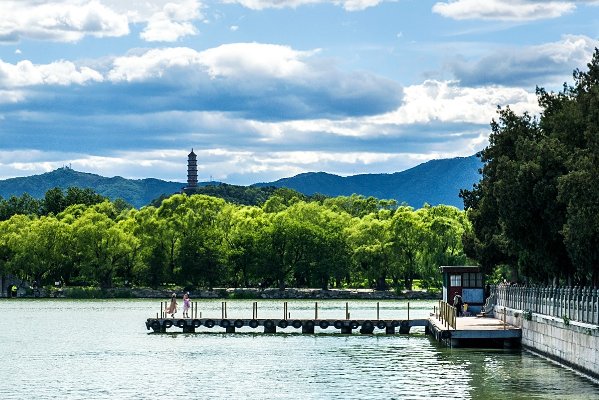 云淡风清什么意思啊