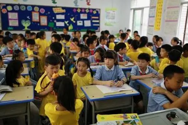 坦的拼音怎么读