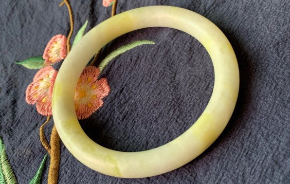 蓝田玉属于什么档次的玉