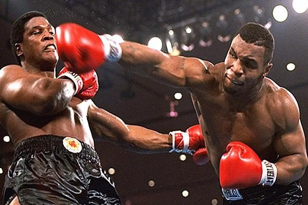 传言泰森被黑市拳手给打断肋骨，事实到底是怎样呢？