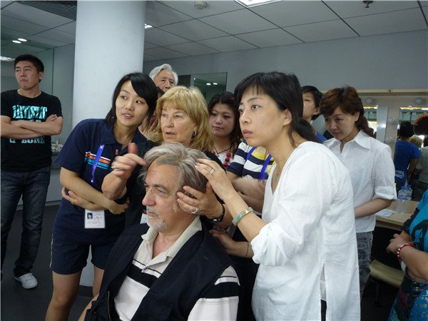 毛保华的人物简介