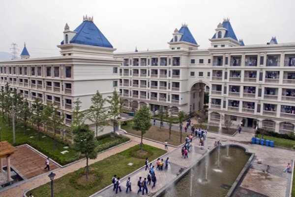 应智勤温州市第二外国语学校