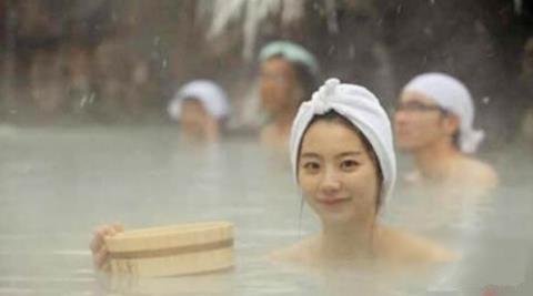日本女孩在出嫁前，要和父亲洗一次澡，究竟是不是真的？