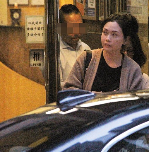 邱淑贞如何回应15岁女儿谈恋爱？