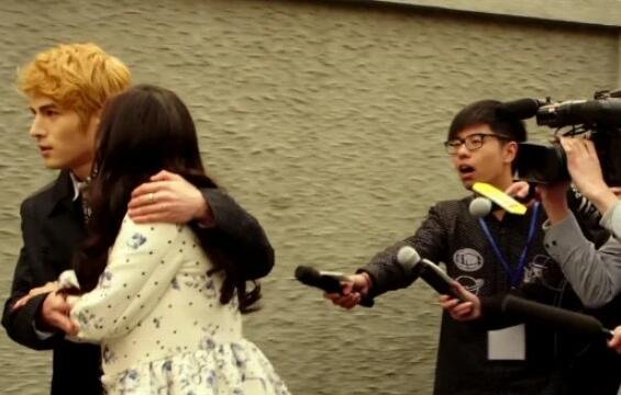 小时代原著陆烧为什么要放火