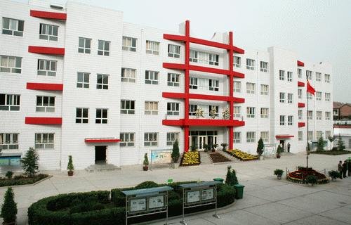 北留中学的办学条件