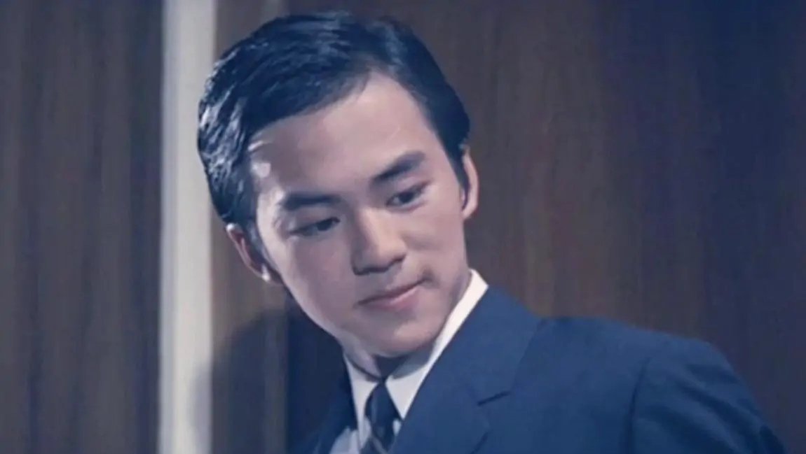 偶然间看到狄龙的蛇王子，年轻时的容颜帅到我了！《蛇王子》好看吗?