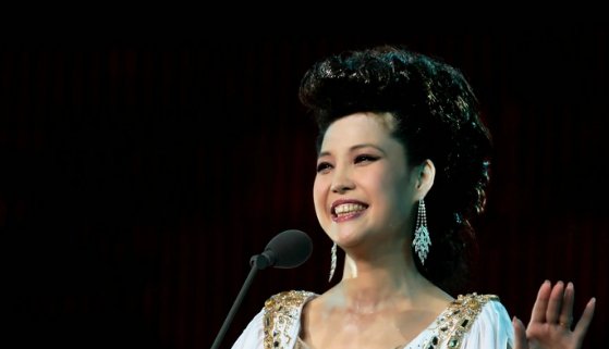 李双江有几个老婆 分别叫什么? 丁英是谁?