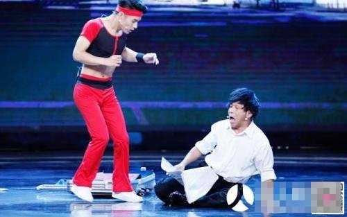 急求 欢乐喜剧人宋小宝碰瓷的台词 是跟文松演的