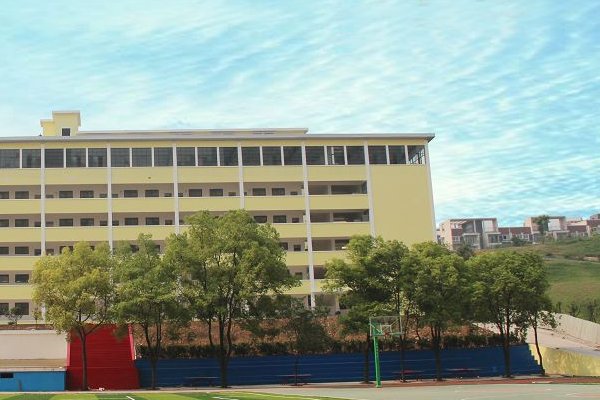 海南省高级技工学校在哪里
