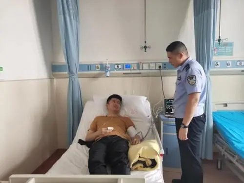 德州90后民警直挺挺倒在值班室，他的身体出现了哪些问题？