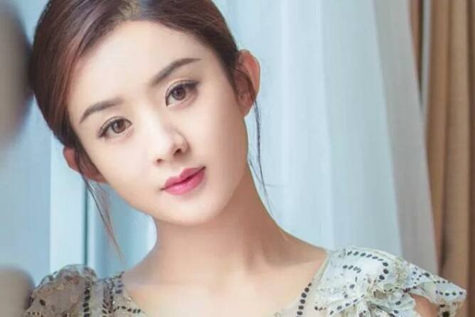 赵丽颖没有绝世容貌,为何能成为女神火起来?