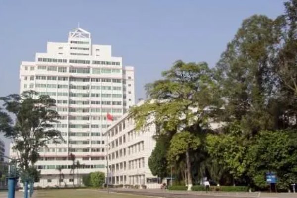 肇庆医学高等专科学校录取分数线