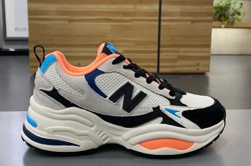 new balance和新百伦的区别