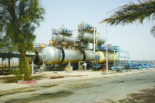 鲁迈拉油田的油田简介