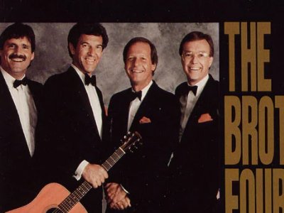 离家五百里英文歌曲叫什么名字？